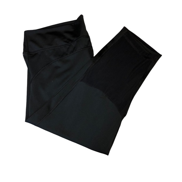 NWOT ADIDAS Black Calf Mesh Capri Leggings Active Pants Sz L - Picture 1 of 8
